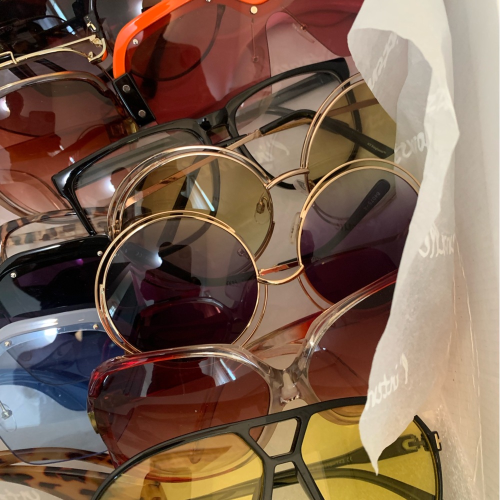 Black and Gold Aviator Sunglasses Collection- 15